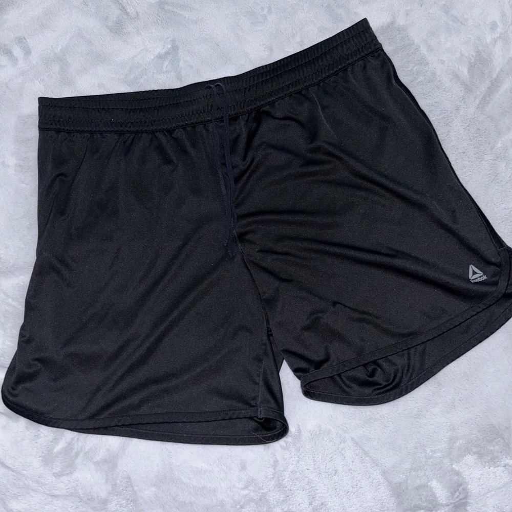 Reebok Mens XL Black Athletic Training Shorts Elastic Waist Drawstring Running‎